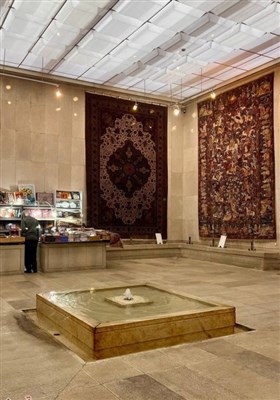 موزه فرش ایران