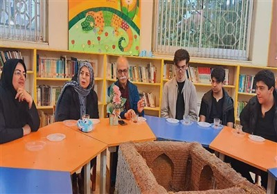 نوجوانان،نوشتن،كودكان،ادبيات،فرهاد،جوانان،خلاقيت،نويسندگان