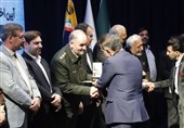 برگزیدگان جشنواره مرزداران تجلیل شدند
