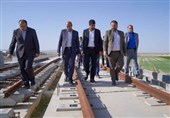 بازدید معاون وزیر راه از پروژههای مسکن شهر بهارستان