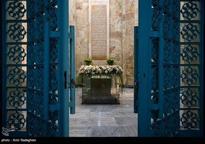 بمناسبت یکم اردیبهشت روز بزرگداشت سعدی