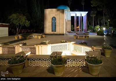 بمناسبت یکم اردیبهشت روز بزرگداشت سعدی
