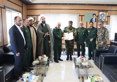ارتش تابلوی آزادی و آزادگی را در تاریخ ترسیم کرد