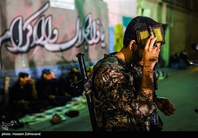 احیای شب بیست و سوم رمضان در حسینیه همدانیها