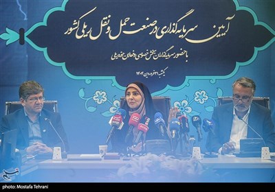 فرزانه صادق وزیر راه و شهرسازی
