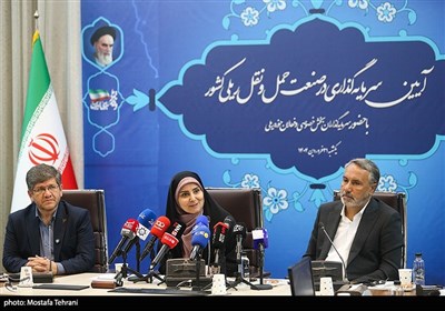 فرزانه صادق وزیر راه و شهرسازی