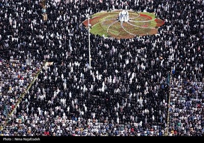  تحویل سال نو در حرم مطهر امام رضا (ع) 
