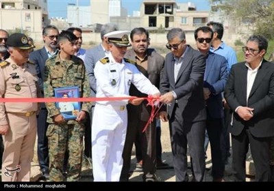 تجلیل از بازماندگان ناو جوشن در بوشهر