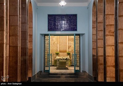 День памяти Саади, великого иранского поэта и писателя