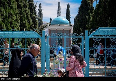 День памяти Саади, великого иранского поэта и писателя