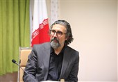 پرچم عزت و شرف ایران را هرگز بر زمین نخواهیم گذاشت
