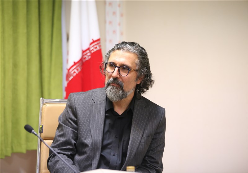 پرچم عزت و شرف ایران را هرگز بر زمین نخواهیم گذاشت