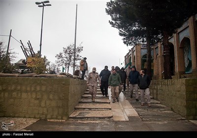 در این گزارش تصویری، تعدادی از خبرنگاران از محل یادمان مرصاد و شکست منافقان ، پایگاه مرزبانی سپاه پاسداران در ارتفاعات بمو بازدید کردند. آخرین بازدید نیز پایگاه مرزی سپاه پاسداران در شهرستان جوانرود بود.