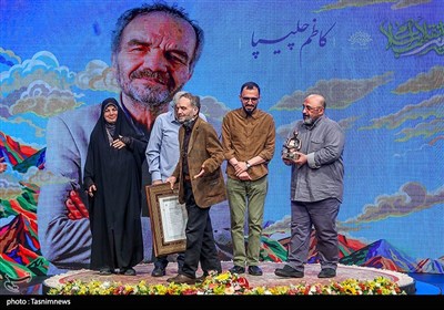 آیین اختتامیه هفته هنر انقلاب