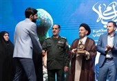 گرامیداشت هفته هنر انقلاب اسلامی در لرستان