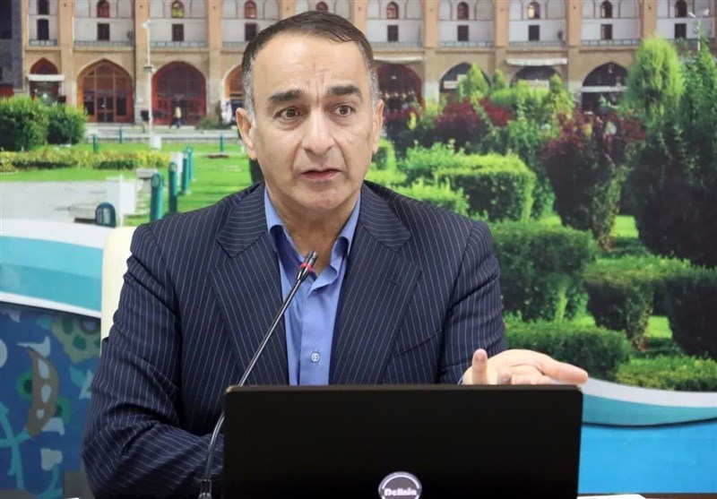 رفع آلودگی هوای اصفهان نیاز به همت ملی دارد