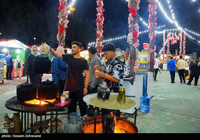 جشنواره گلاب و گلابگیری در پارک پرواز
