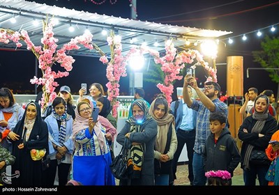جشنواره گلاب و گلابگیری در پارک پرواز