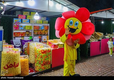جشنواره گلاب و گلابگیری در پارک پرواز
