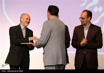 مراسم تودیع و معارفه مدیرکل فرهنگ و ارشاد اسلامی قم
