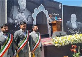 مرحوم "اعتماد" الگویی الهامبخش برای نسلهای آینده کشور است