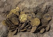 حفاری اماکن تاریخی و کشف دفینه