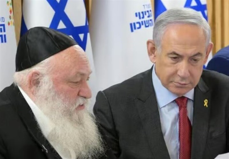 הקלטה חושפת: יועץ רה&quot;מ מבטיח לחרדים – חוק הגיוס יעבור &quot;איתו או בלעדיו&quot;