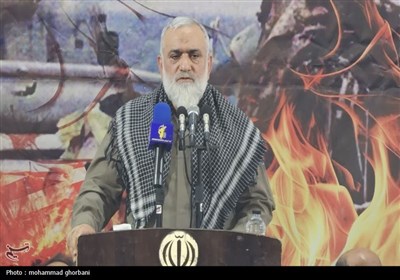 مراسم گرامیداشت 5 اردیبهشت در صحرای طبس