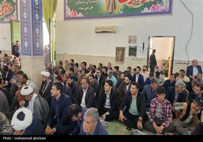 مراسم گرامیداشت 5 اردیبهشت در صحرای طبس