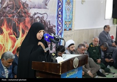 مراسم گرامیداشت 5 اردیبهشت در صحرای طبس