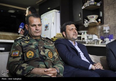 شهید شاخص جهان اسلام، نشان افتخار به خانواده شهیده کرباسی