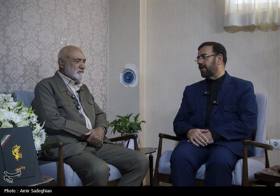 شهید شاخص جهان اسلام، نشان افتخار به خانواده شهیده کرباسی