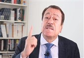 عطوان: مقاومت نماینده فلسطین است/ ابومازن خائنی بیش نیست