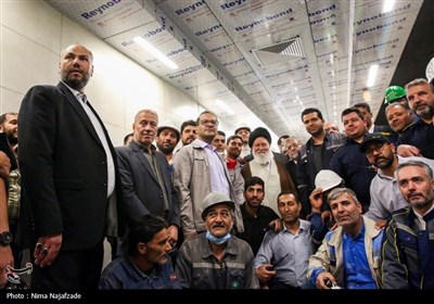 بازدید نماینده ولی فقیه در خراسان رضوی از پروژه خط سه مترو مشهد