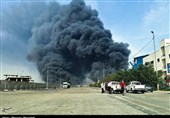 تیمهای امدادی و آتشنشانی قشم در بندر رجایی مستقر هستند
