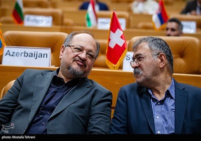 عنوان افتتاحیه نمایشگاه توانمندی‌های صادراتی ایران (ایران اکسپو) 
