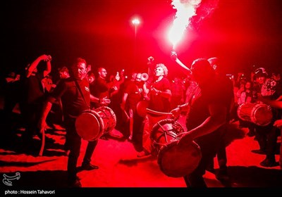 سوگواری ساکنین کیش برای جان‌باختگان حادثه بندر عباس