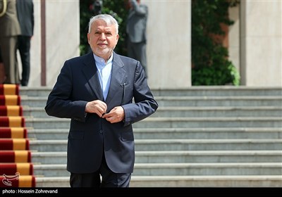 محمدرضا صالحی امیری، وزیر میراث فرهنگی در مراسم بدرقه رئیس جمهور به کشور آذربایجان