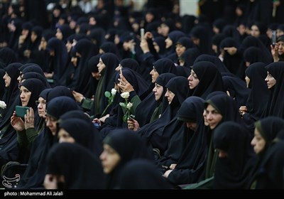 آیین خطبه‌خوانی و آغاز دهه کرامت در قم