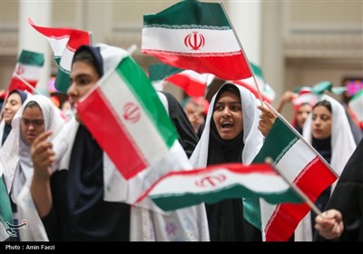 شادپیمایی دختران احمدی در شیراز برگزار شد