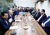 لزوم توسعه مناسبات ایران و آذربایجان در تجارت،صنعت و بانک
