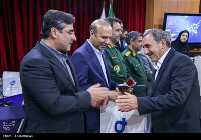 تقدیر از 50 معلم بازنشسته زنجان به همت خبرگزاری تسنیم