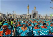تشرف 5 هزار نفر از جامعه کارگری به حرم مطهر رضوی