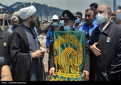 کاروان زیر سایه خورشید در محل حادثه بندر شهید رجایی