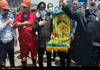 کاروان زیر سایه خورشید در محل حادثه بندر شهید رجایی