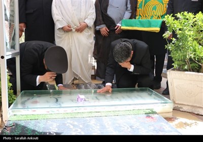 آغاز جشنهای زیر سایه خورشید کرمان از کنار مرقد حاج قاسم