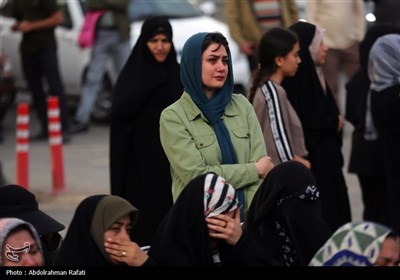 مراسم اهتزاز پرچم رضوی بر فراز همدان