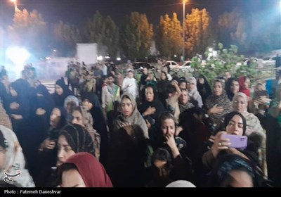 کاروان زیر سایه خورشید در بندرعباس