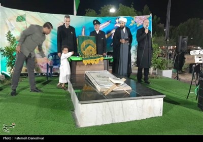 کاروان زیر سایه خورشید در بندرعباس