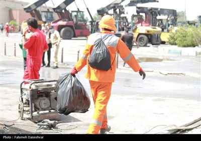حضور مؤثر شهرداری بندرعباس در اطفا حریق بندر شهید رجایی